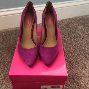 Isaac Mizrahi pink suede pump sz 7